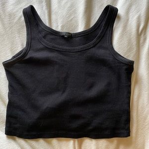 Comfy girl ✨ crop top.